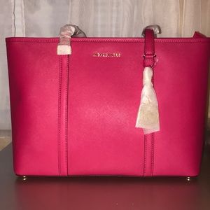 Brand new Michael kors purse